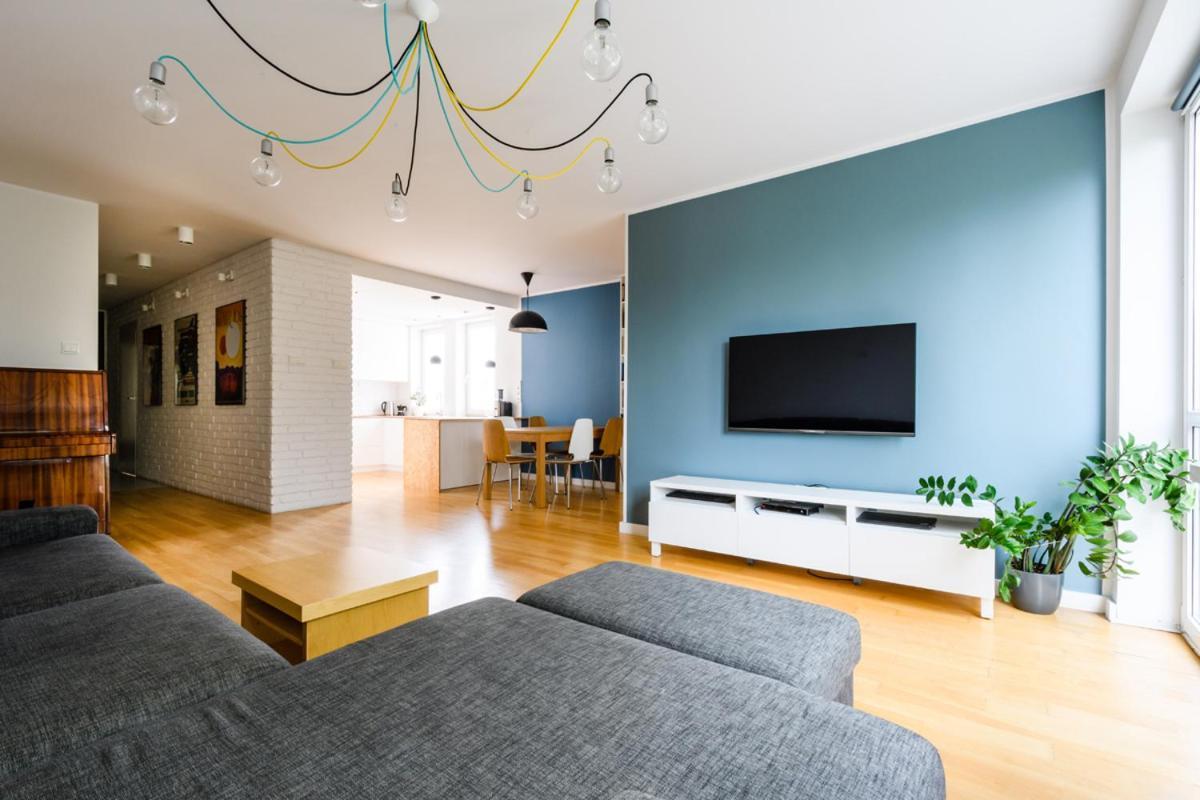100m2 - 2 Sypialnie, 2 Lazienki, Salon, Kuchnia, Taras, Wifi, Rowery