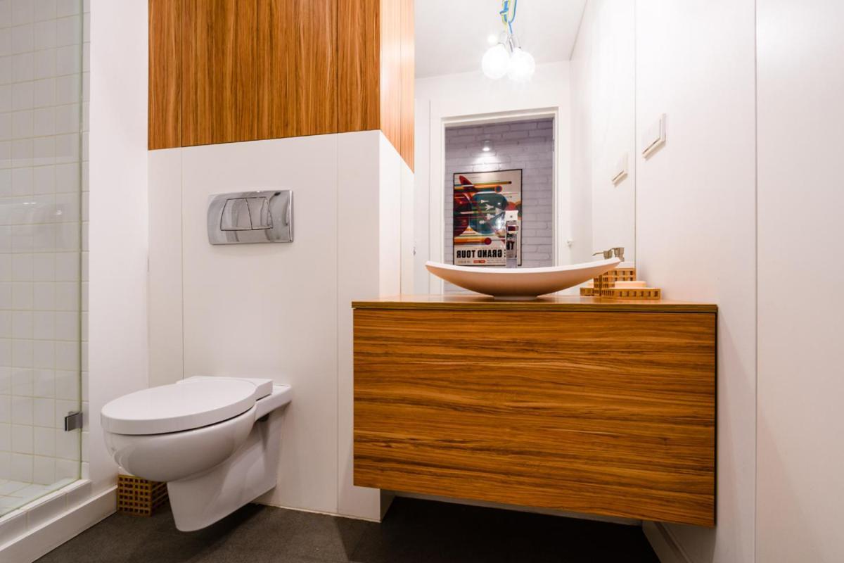 Apartament 100m2 - 2 Sypialnie, 2 Lazienki, Salon, Kuchnia, Taras, Wifi, Rowery Warszawa